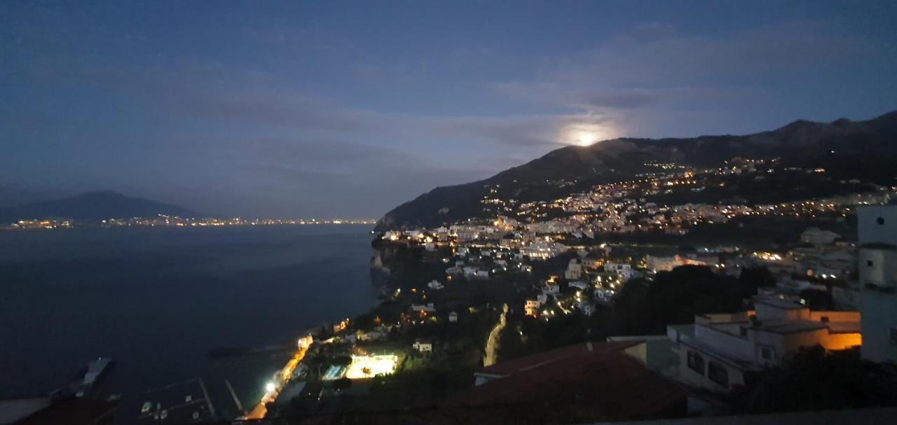 비코에쿠엔세 Dimora Del Conte Sorrento Coast Seaview 아파트 외부 사진