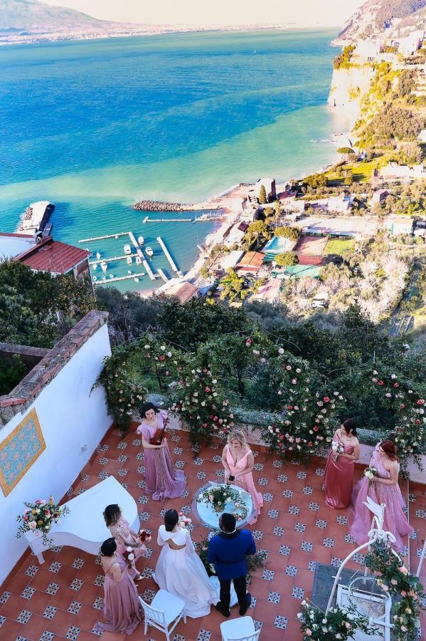 비코에쿠엔세 Dimora Del Conte Sorrento Coast Seaview 아파트 외부 사진
