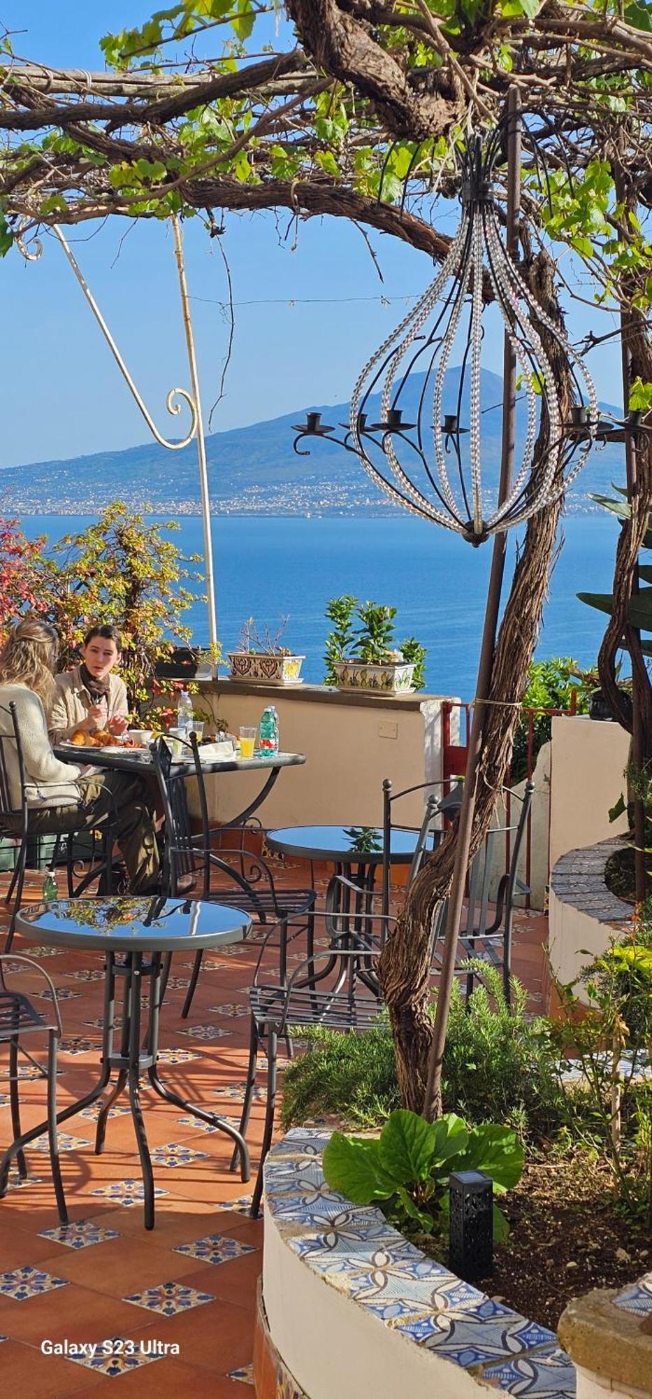 비코에쿠엔세 Dimora Del Conte Sorrento Coast Seaview 아파트 객실 사진