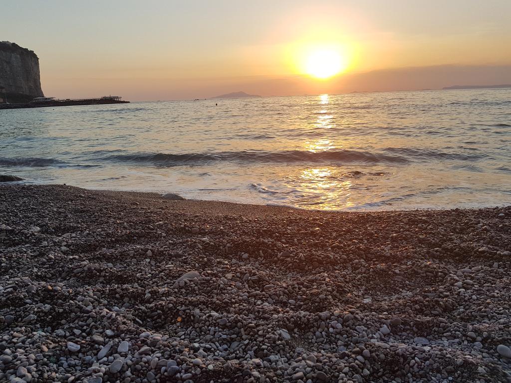 비코에쿠엔세 Dimora Del Conte Sorrento Coast Seaview 아파트 외부 사진